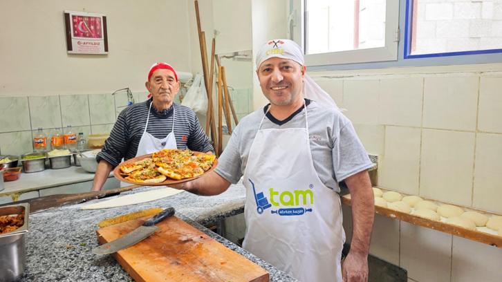 Odun ateşinde 65 yıl; pide geleneğinde 3 kuşak bir arada