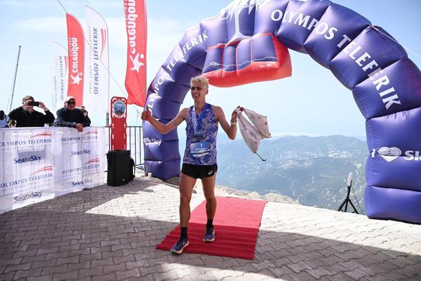 12'nci Corendon Run To Sky Yarışları başladı