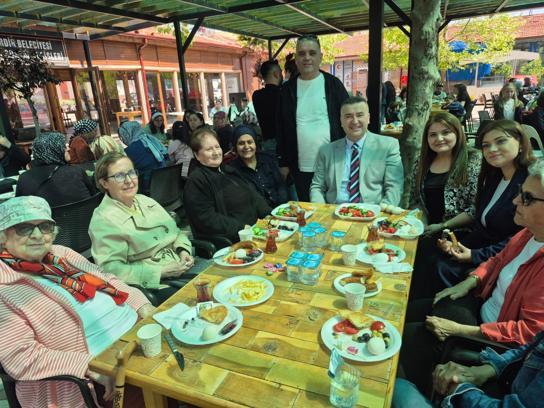 Anneler Günü Eğirdir’de kutlandı