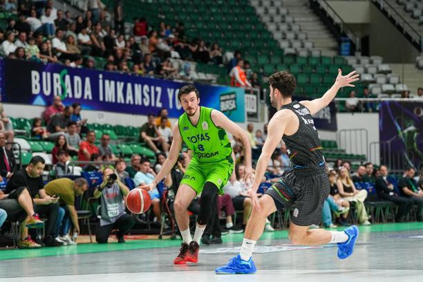 TOFAŞ - Aliağa Petkimspor: 73-71