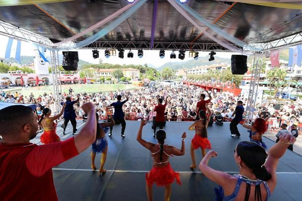 Marmaris Latin Fest'e yoğun ilgi