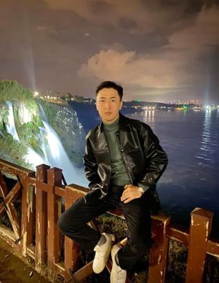Taksi ile çarpışan bisikletteki otel çalışanı öldü