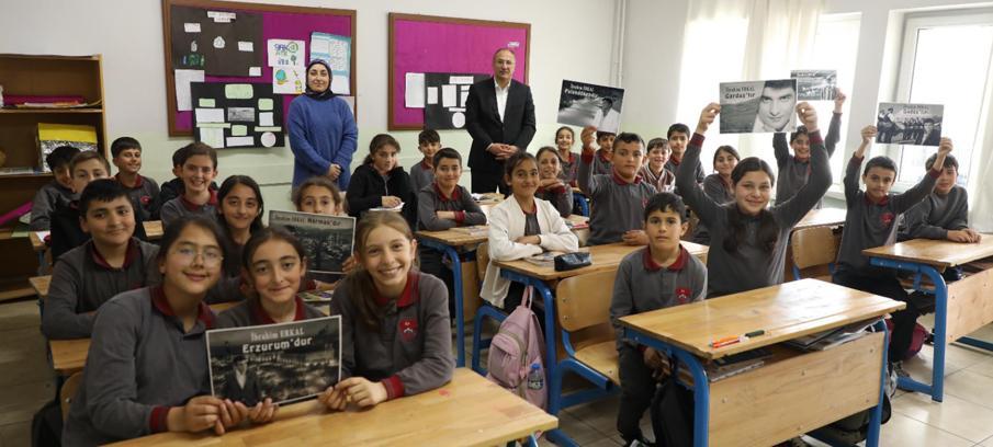 Şarkıcı İbrahim Erkal’a klipli anma