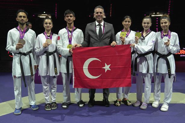 Türkiye, Avrupa Tekvando ve Para Tekvando Şampiyonaları’nda ikinci günü 6 madalyayla tamamladı / Fotoğraflar