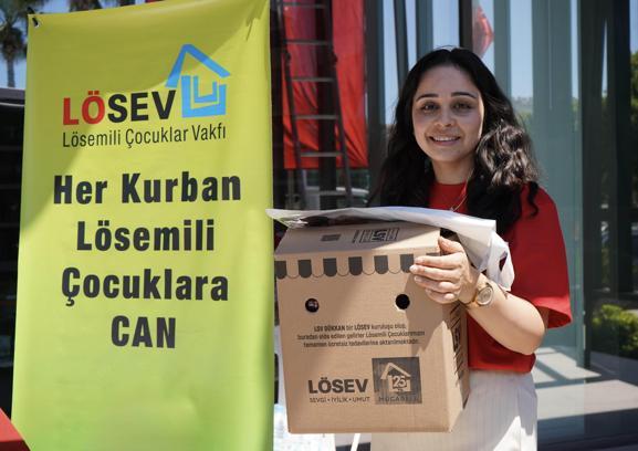 LÖSEV’den bayram öncesi 180 aileye et desteği