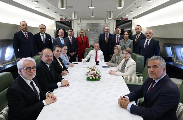 Cumhurbaşkanı Erdoğan: Silah bırakmanın ivmelenmesi için İstihbarat Teşkilatımız çalışıyor