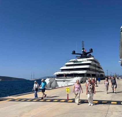 Bodrum’a çifte kruvaziyer ile 1860 turist geldi