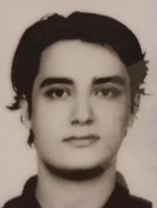 Annesini 20, babasını 10 bıçak darbesiyle öldüren şüpheli: Kriz anında yaptım