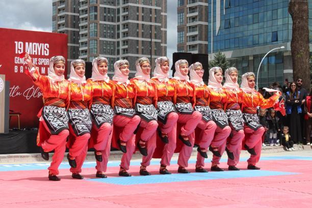 Malatya'da 19 Mayıs coşku ile kutlandı