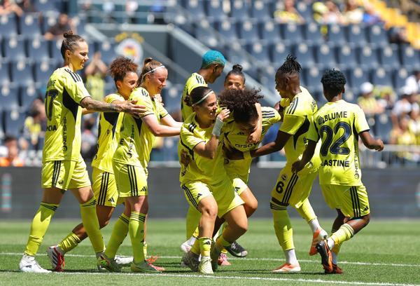 Fenerbahçe ArsaVev - Ünye Kadın Spor Kulübü: 8-0
