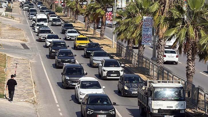Bodrum'a bayram tatilinin ilk 3 gününde 67 bin araç giriş yaptı