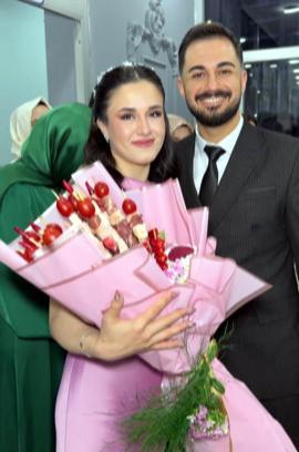 Kız istemeye kebap buketiyle gitti