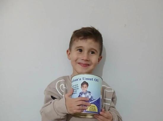 DMD’li Metehan için kurulan stanttaki bağış kutusundan para çalarken yakalandı