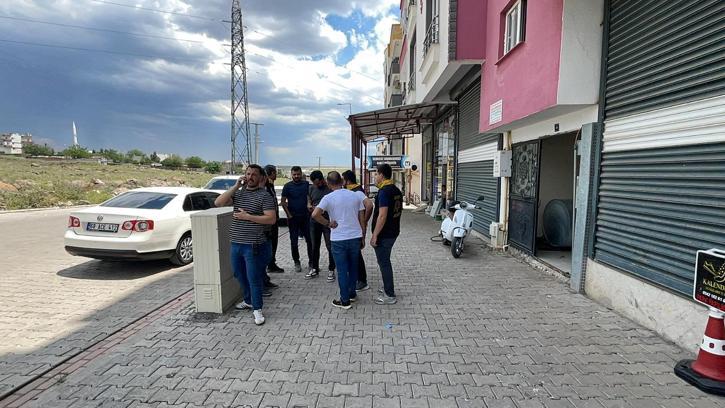 Şanlıurfa'da tartıştığı eşi ve kızını tabancayla vurup kaçtı