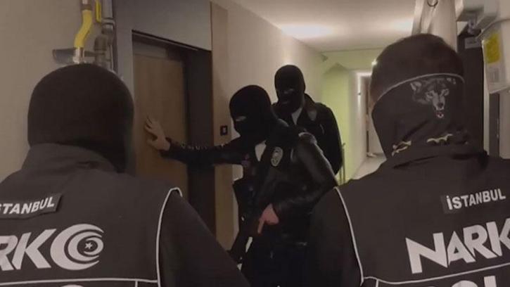 Fransa tarafından 'difüzyon mesajı' ile aranan uyuşturucu baronu İstanbul'da yakalandı