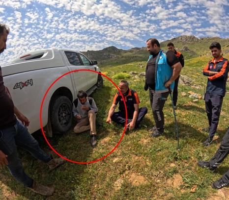 Siirt’te kaybolan çoban, 8 kilometre uzaklıkta bitkin halde bulundu / Ek fotoğraflar