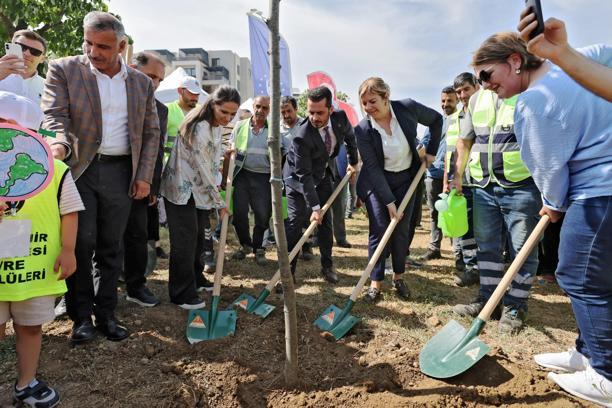 Bursa’da 200 fidan toprakla buluştu