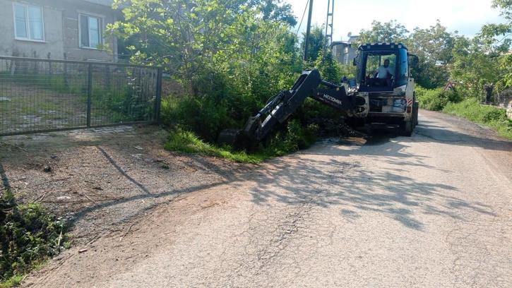 İlkadım’da yol yapım ve onarım çalışmaları sürüyor