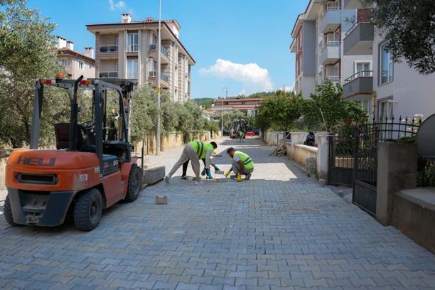 Menteşe ilçesinde altyapı ve üstyapı çalışmaları sürüyor