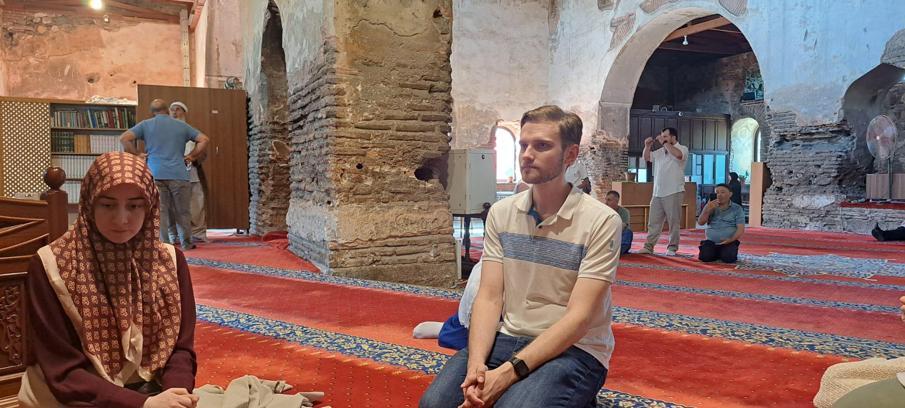 İspanyol Juan, Hristiyanlar için kutsal kabul edilen İznik Ayasofya Camii’nde Müslüman oldu
