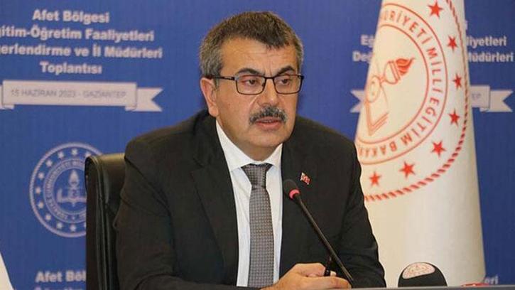 Bakan Tekin: Sınav saatlerinde okul çevrelerinde sessiz olmaya özen gösterelim