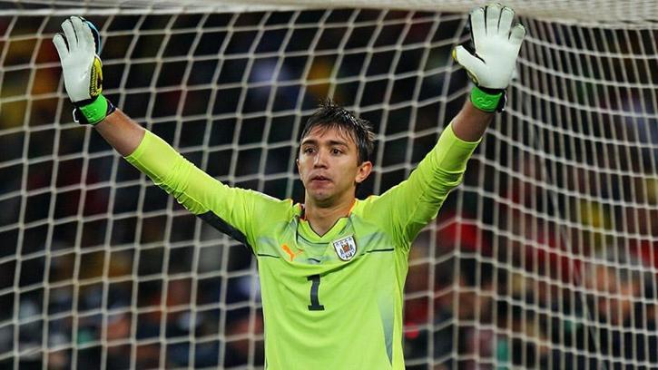 Fernando Muslera, Uruguay forması ile tarihe geçti