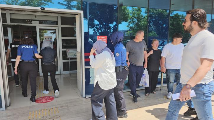 Rüşvet alıp kürtaj yapan doktora operasyon; 11’i kadın 20 gözaltı