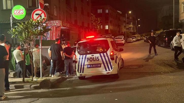 Gaziosmanpaşa'da motosikletli şüphelinin silahlı saldırısında yaralandı; iş yerine sığındı
