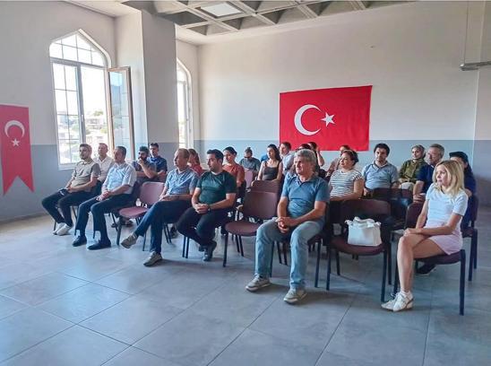 Datça'da öğretmen, öğrenci ve velilere uyuşturucu ile mücadele farkındalık semineri
