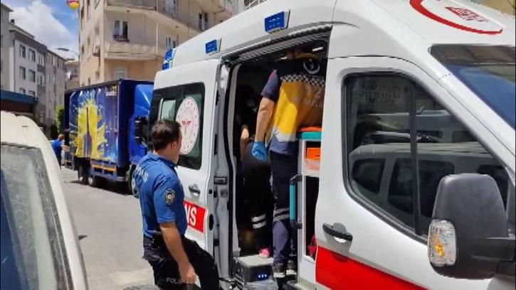 Güngören'de kentsel dönüşümdeki binanın doğalgaz borularının kesimi sırasında patlama:  3 yaralı