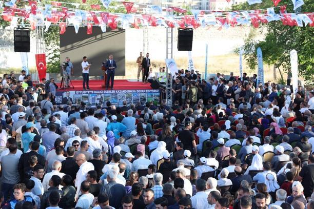 Şanlıurfa'da yıkılan cezaevinin yerine belediye hizmet binası yapılıyor