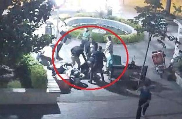 Bursa'da iş verenler ile motokuryelerin kavgası kamerada: 10 gözaltı