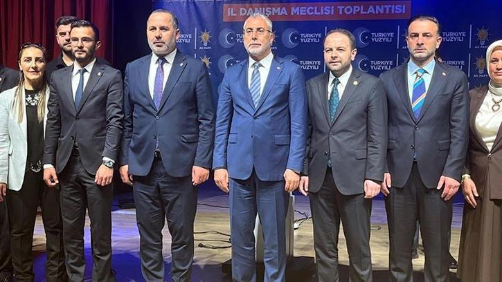 Bakan Işıkhan: AK Parti seçimden seçime değil, attığı her adımda milletle bir arada
