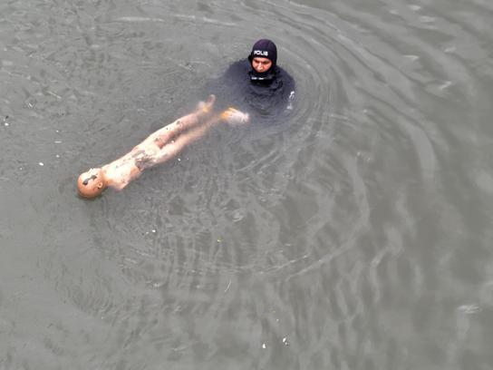 Ceset sandılar, cansız manken çıktı
