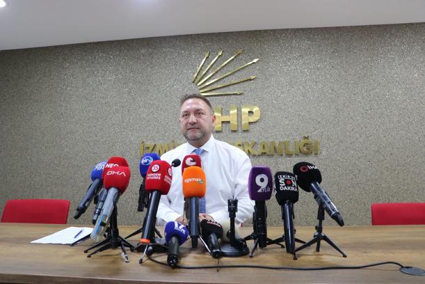CHP İzmir İl Başkanı Gümrükçü: Hiç kimseyi görevden almaya gelmedim