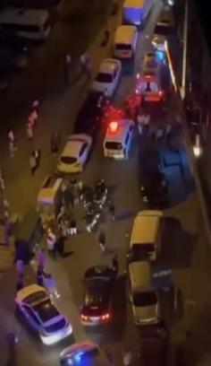 Esenler'de eşiyle kavga etti; polisten kaçmaya çalışırken pencereden düştü