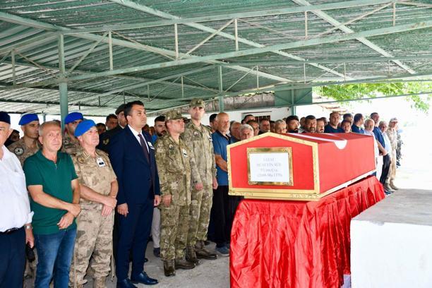 Bayram günü kazada yaralanan uzman çavuş hayatını kaybetti