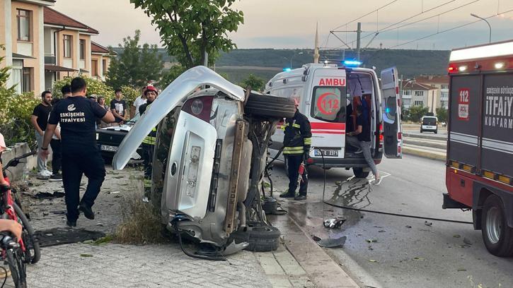 Takla atan otomobilin sürücüsü yaralandı