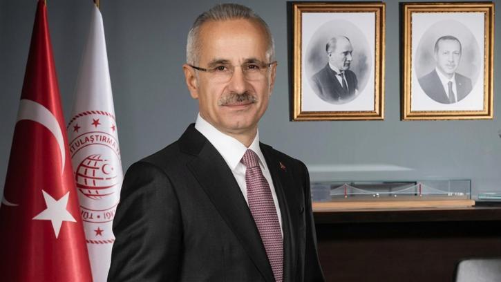 Bakan Uraloğlu: Türk sahipli 11 gemi Hürmüz Boğazı'nı güvenli şekilde geçti