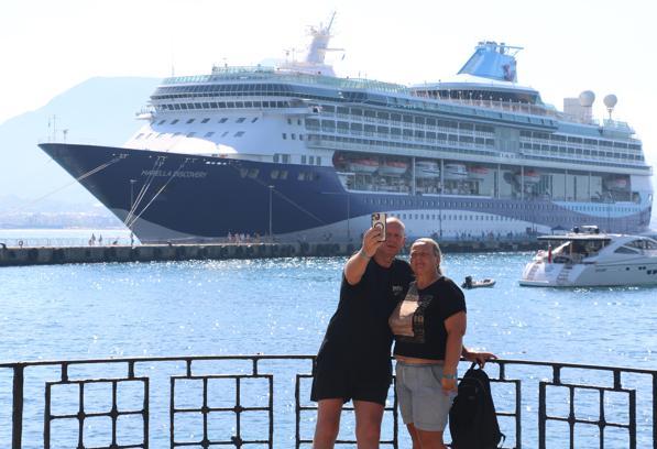 İngilizler kruvaziyerle Alanya'ya geldi