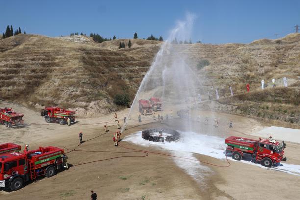 Denizli'de helikopter destekli orman yangını tatbikatı