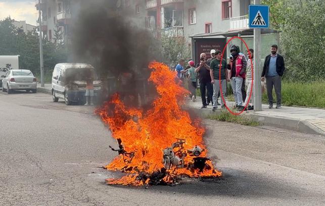 Bir gün önce tamirden aldığı motosikleti sipariş götürürken alev alıp küle döndü