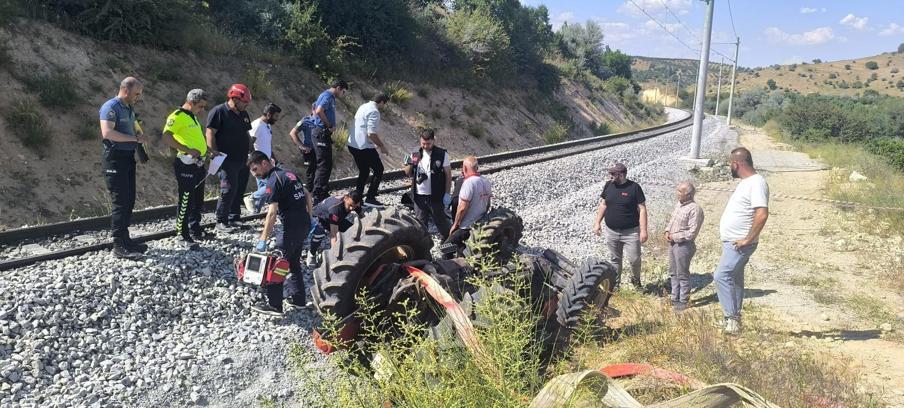 Malatya'da devrilen traktörün sürücüsü öldü