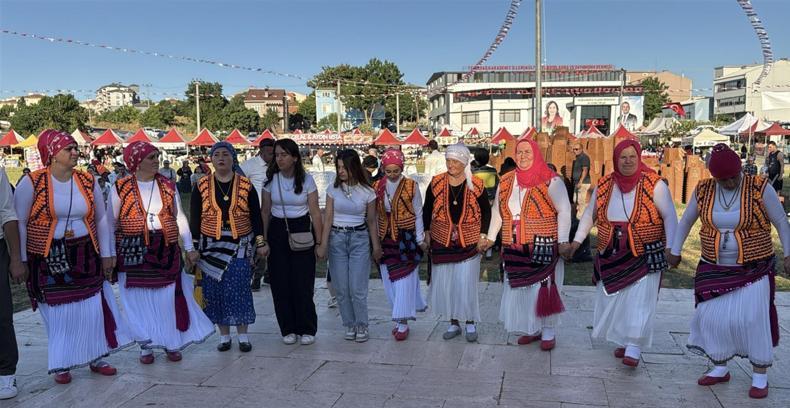 Tekirdağ'da Geleneksel Yayla Şenlikleri renkli görüntülerle başladı