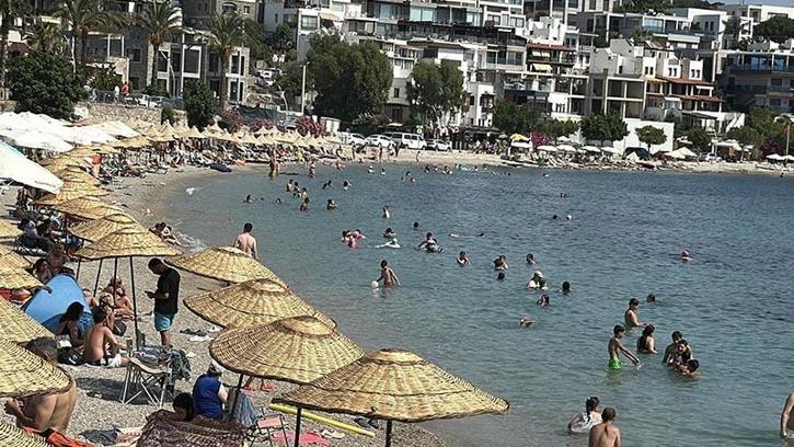 Bodrum'da sahillerde yoğunluk