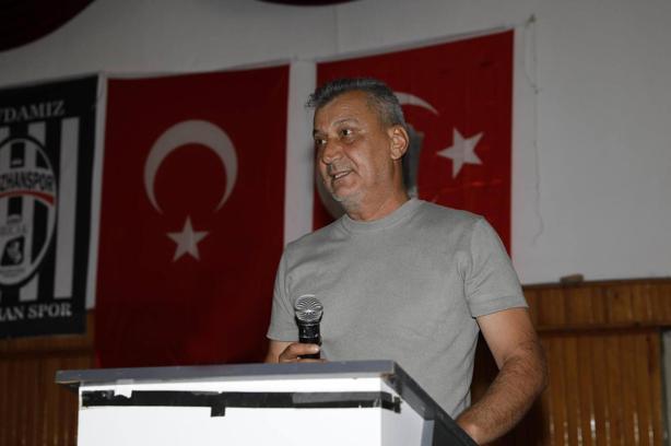 Bucak Belediye Oğuzhanspor'da İnal yeniden seçildi