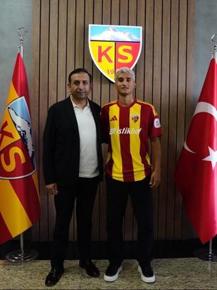 Kayserispor ile profesyonel sözleşme imzalayan Demirel: Şimdi  arma için daha çok savaşma vakti