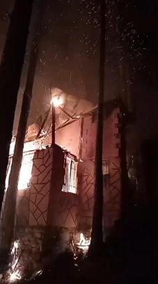 Yayla evi yangında kullanılmaz hale geldi