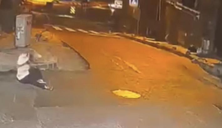 Şişli’de iş yerini kurşunlayıp kaçan şüpheliyi bekçi silahla bacağından vurdu