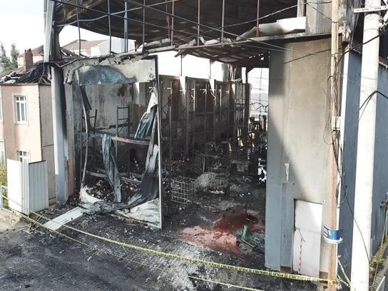 7 işçinin öldüğü fabrika yangında tutuklanan 7 belediye görevlisinden 2'sine tahliye
